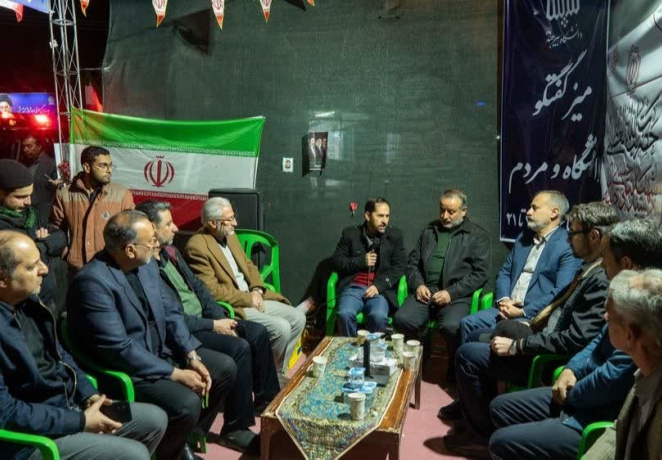 بررسی ابعاد مختلف «جنگ رمضان» در میز گفت‌وگوی دانشگاهیان و مردم در بیرجند