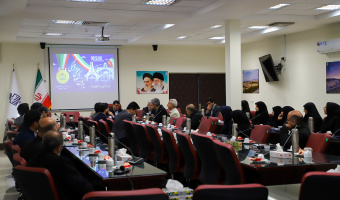 دومین نشست سرپرست دانشگاه بیرجند با مدیران و کارکنان حوزه ریاست با طرح مسائل منابع انسانی، زیرساختی و برنامه‌ای برگزار شد